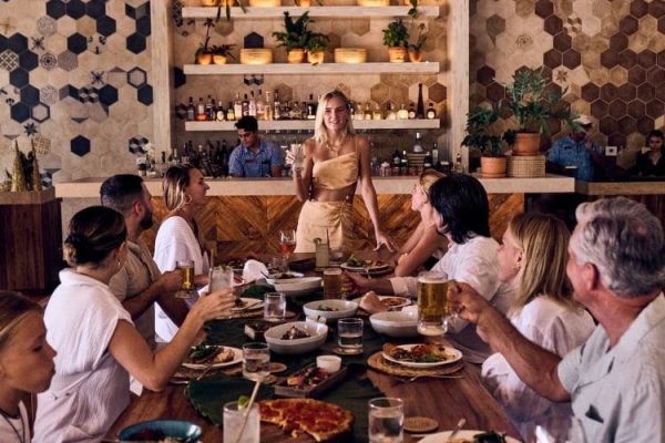 Olas-Peninsula-Papagayo-Monte-Cristo-Restaurants